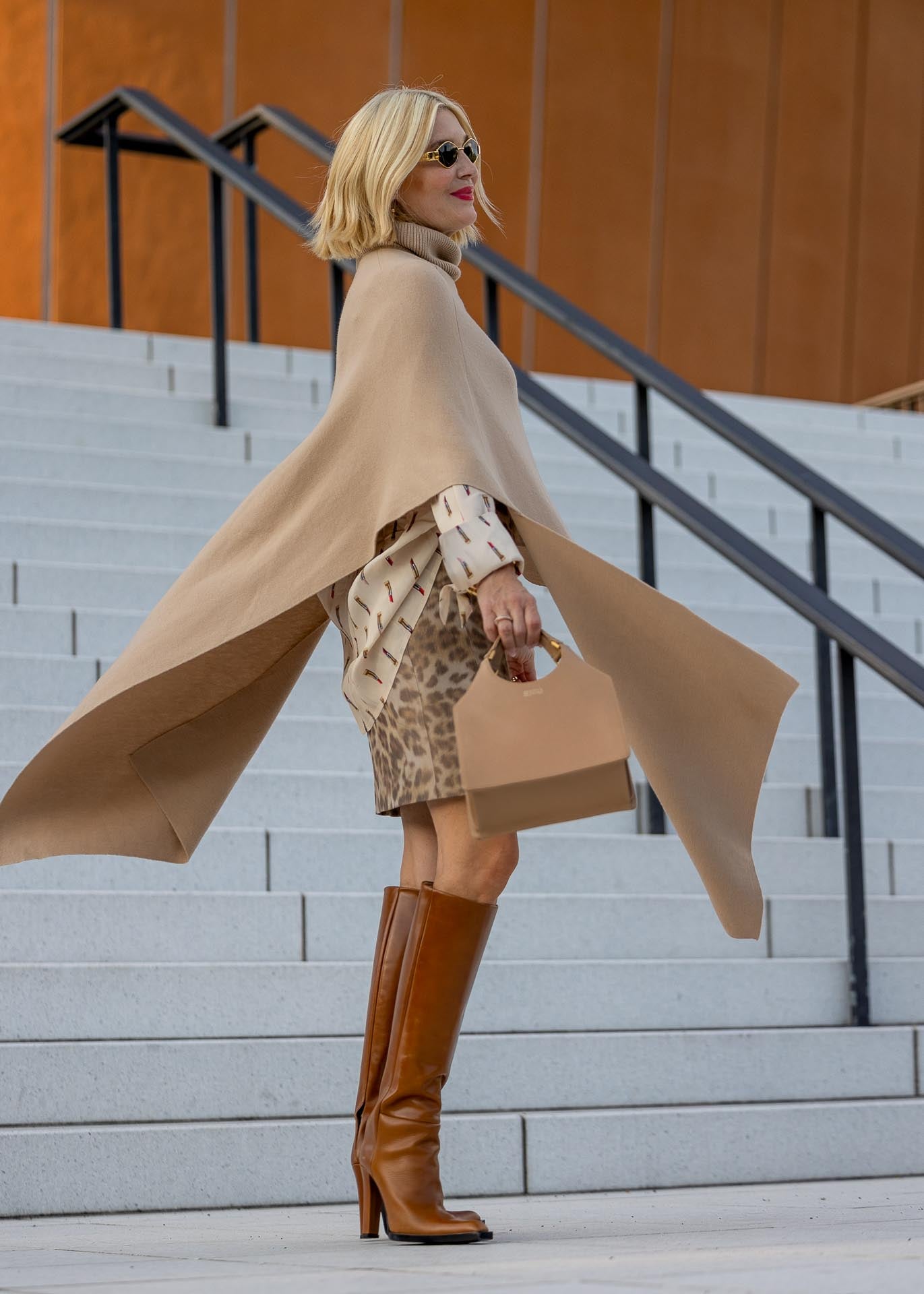 Caramel poncho